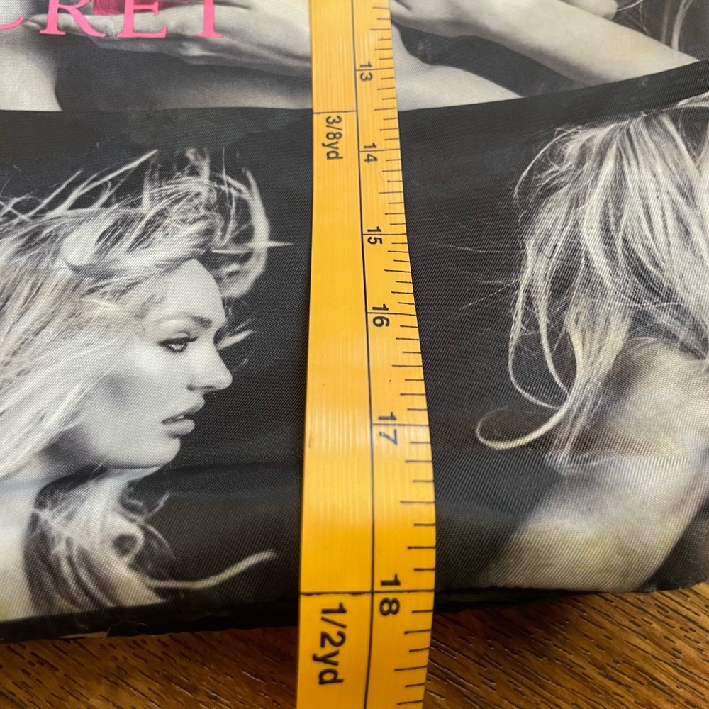 Victoria’s Secret Bombshell Tote Bag - Picture 8 of 11